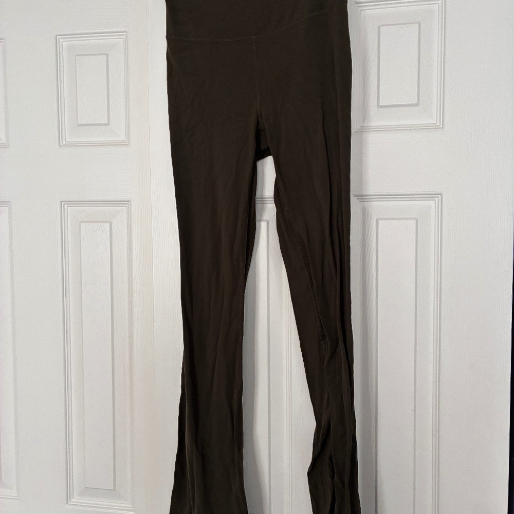 LULULEMON Green flare leggings